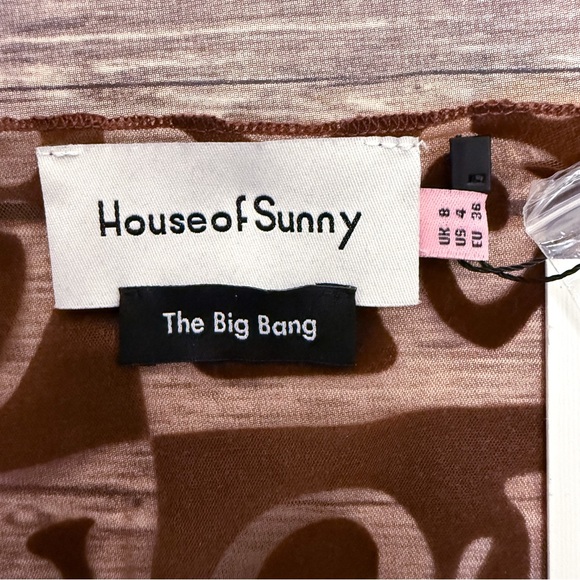 House Of Sunny Brown Casa Amor Velveteen Sheer Mesh Love Crop Short Puff Sleeve - Picture 7 of 10